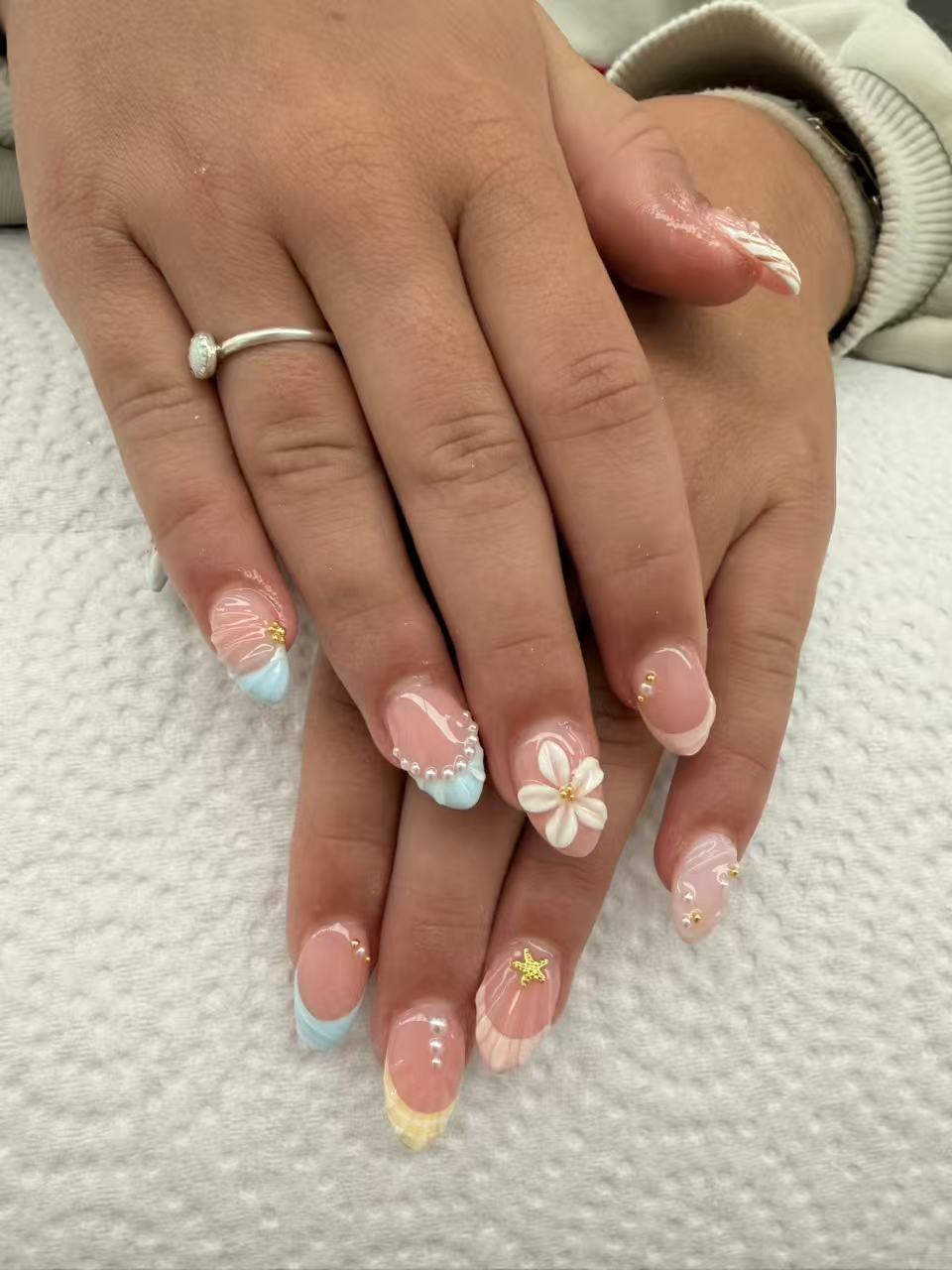 Rain Nails & Spa nail photo 3
